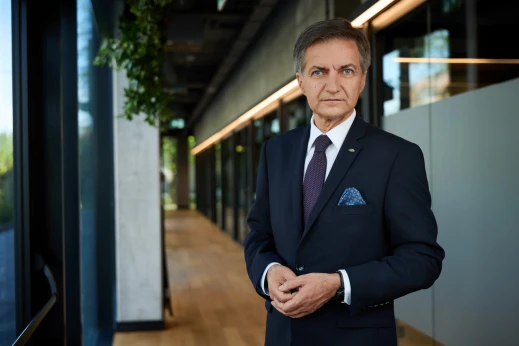  - Zdjęcia zarządu SGB Banku